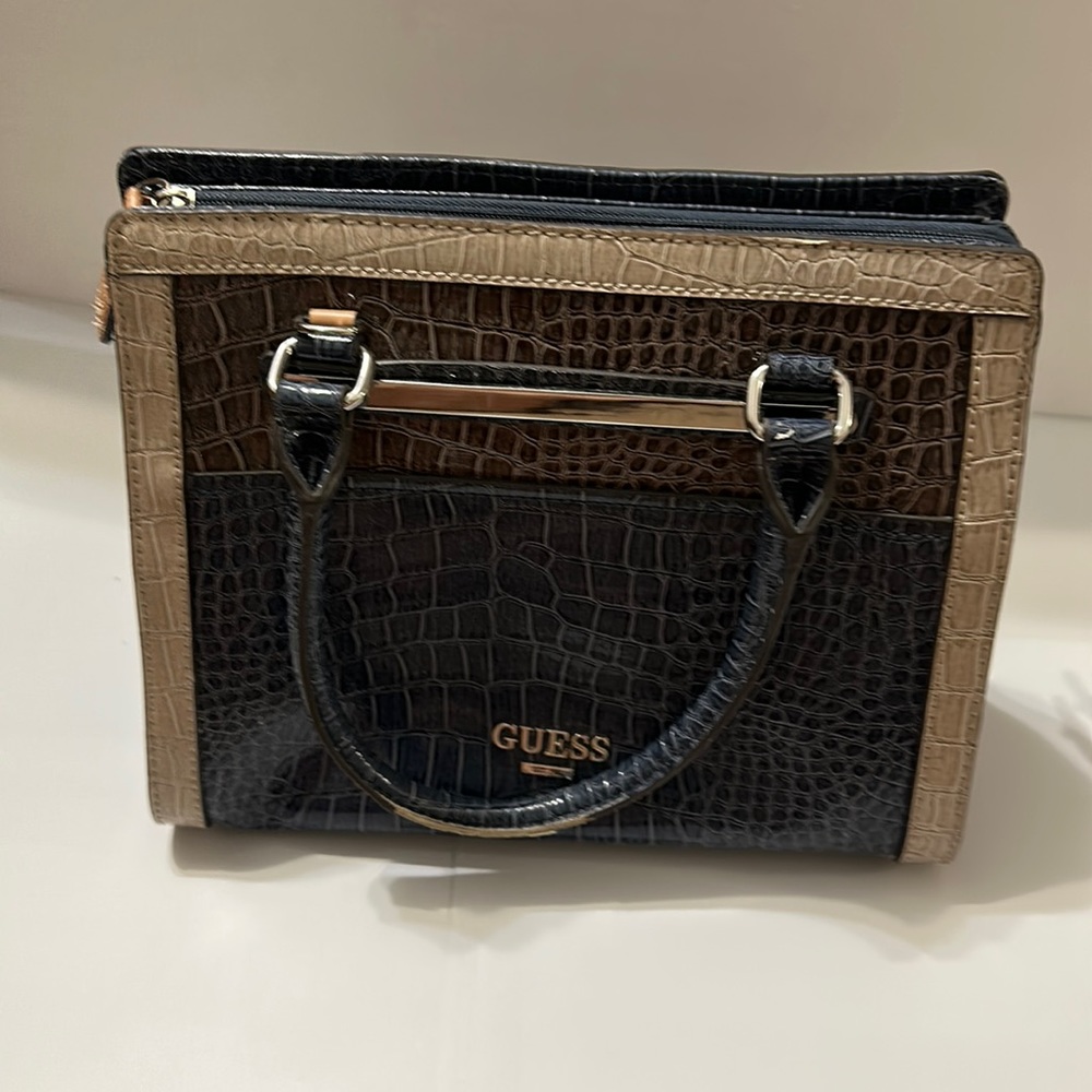 Guess Handbag Purse